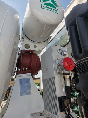 2012 Jahr Gebraucht HOWO Betonmischer mit 95kw/2400rpm Motor erschwinglich