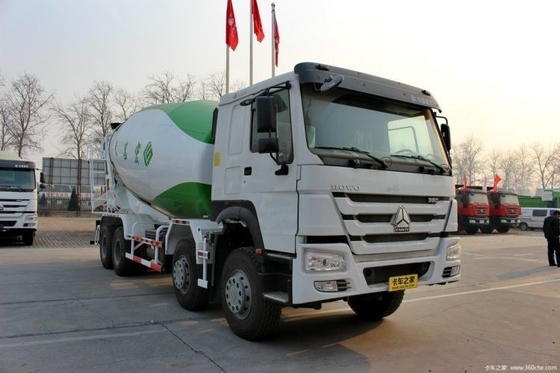 9.726L Motorkapazität Nationaler Schwerlastwagen HOWO 8X4 Betonmischer für Sie