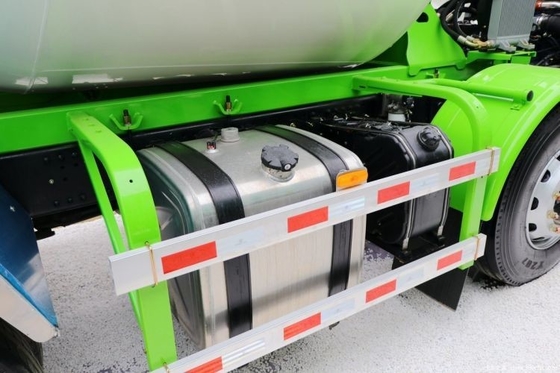 Delong M3000 340HP 8X4 7,95 Quadrat Betonmischer mit Kundenanforderung