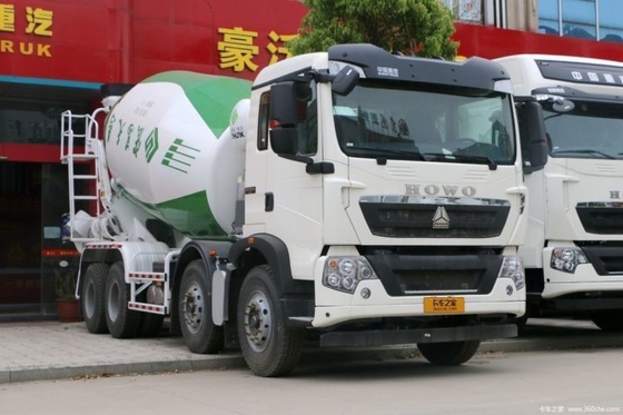 Baustoffgeschäfte Verwendet SinotruK HOWO T5G 340HP 8X4 7.37 Quadrat Betonmischer