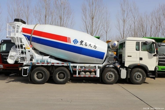 7.98 Quadratbetonmischer mit 6x4 8x4 Fahrwerk Sinotruk HOWO TX 350 PS Dieselkraftstoff