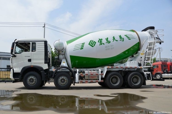 Sinotruk HOWO TX6 340 PS 8X4 7,37 Quadrat Betonmischer für Kundenanforderungen