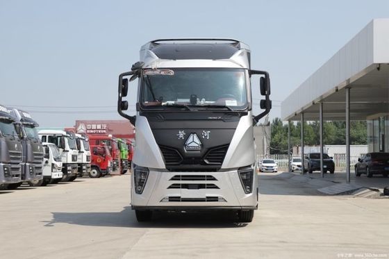 Hochlastkapazität 570 PS Gelber Fluss X7 Schwerlastwagen 6X4 AMT automatischer Traktor 23 Jahre