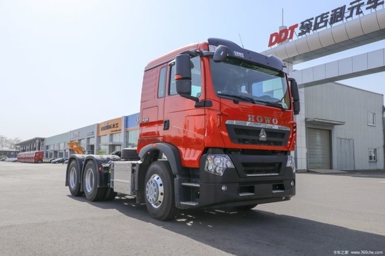 Gebraucht SinotruK HOWO TX7 Schwerlastwagen LNG CNG 4*2 Traktionslastwagen Logistikfahrzeug