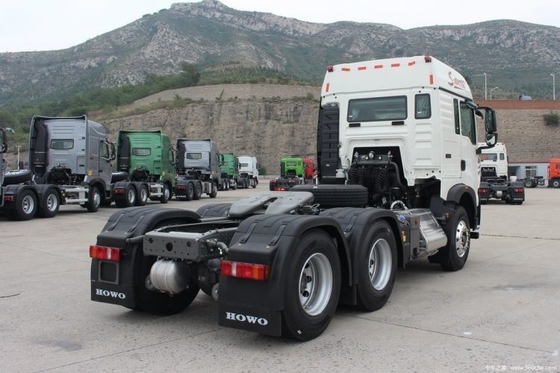 Boutique SinoTRUK HOWO TX7 0 km 6X4 4X2 6X2 CNG-LNG-Traktor mit Multimedia-System
