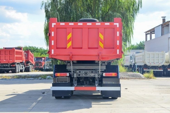 Gebrauchtes nationales Schwerlastfahrzeug HOWOV7 6X4 6m Dump Truck ACC Cruise Control und garantiert