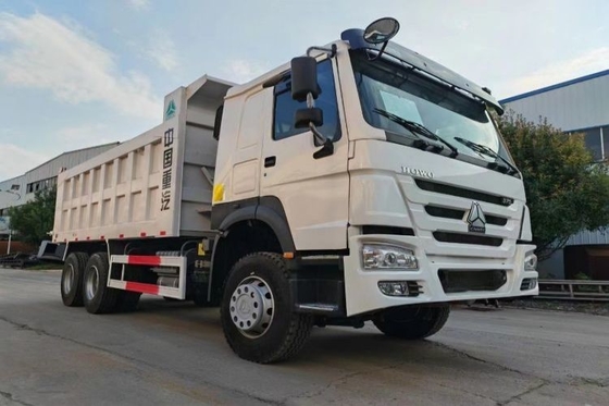 Rechtslenken Nationaler Schwerlastwagen Gebraucht HOWOV7 6X4 440PS Dump Truck 5,8m Spezialwagen