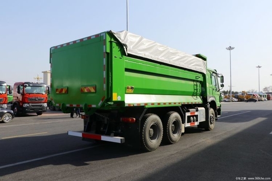 Autobahnverkehr Gebraucht nationaler Schwerlastwagen HOWO 8X4 6X4 Dump Truck 440 Kraft 371 PS