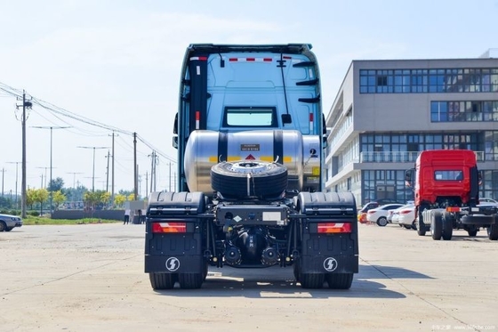 Shaanxi Qi Delong X6000 4*2 6*6 6*4 371 375 CNG-LNG-Traktionsfahrzeug mit Getriebe