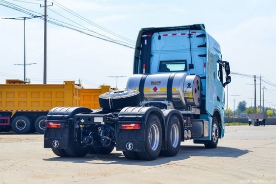 Shaanxi Qi Delong X6000 4*2 6*6 6*4 371 375 CNG-LNG-Traktionsfahrzeug mit Getriebe