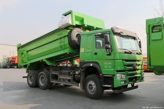 Nationaler Schwerlastwagen HOWO 6X4 371 PS Dump Truck für 2 Passagiere 10 Reifen 340 PS im besten Fall