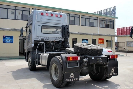 Vorrat Gebrauchtes SinoTRUK Hauman Schwerlastwagen Speziallastwagenkopf 4*2 6*4 Traktionslastwagen CHG LNG
