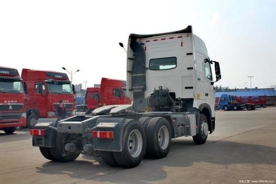 Handschaltfenster Sinotruk HOWO T7H 540 PS 6X4 Traktionsfahrzeugkopf für den Transport von Teillasten