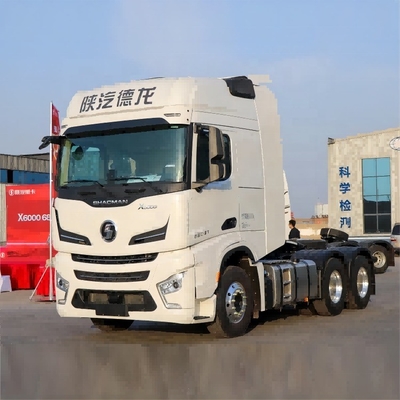 Holen Sie sich das beste Angebot auf Shaanxi Automobile Heavy Cardron X6000 680hp 6X4 Traktions-Lkw-Kopf