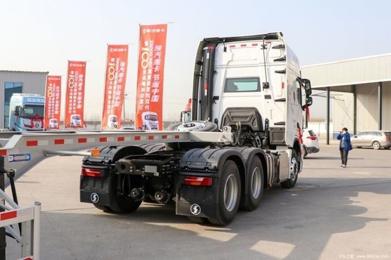 Shaanxi Automobile Heavy Cardron X6000 610 PS 6X4 LNG Traktor LKW Kopf mit ABS bei einem