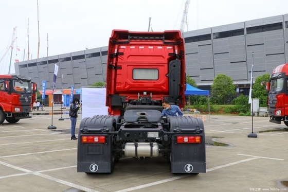 Shaanxi Automobile Heavy Cadron X5000 440 PS 6X4 Traktionsfahrzeug Kopf Halbreihe Sitzplätze