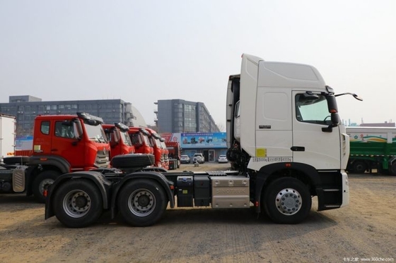 12 Vorwärtsverschiebung HOWO T7H 440 PS 6X4 Traktorfahrzeuge mit Vorwärtsdenken