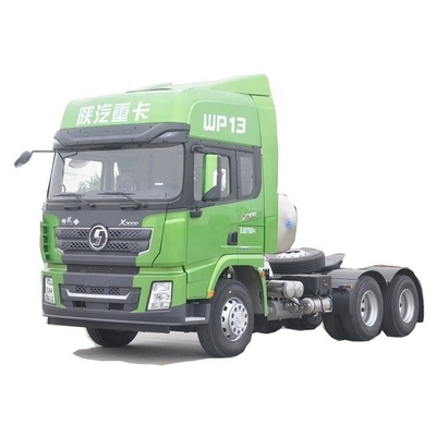 430 PS 6X4 LNG-Traktoren mit Multimedia-System und Kraftstofftank mit einer Kapazität von ≥ 600 L