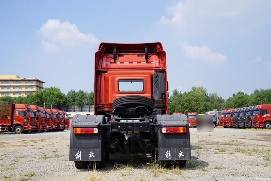 Qingdao Jiefu JH6 460HP 6X4 AMT Automatik-Traktor-Lkw mit 2 Rückwärtsschaltnummern