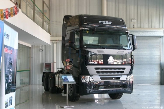 HOWO A7-Serie Schwerlastwagen 320PS 6X4 Traktorlastwagen mit automatischem Fenster