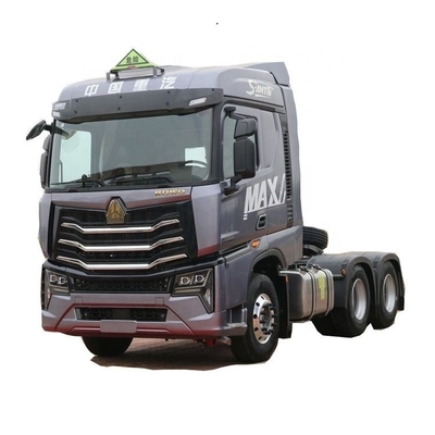 SINOTRUCK HOWO Max 480 PS 6x4 Gefahrgut Traktionsfahrzeugkopf für 3 Personen