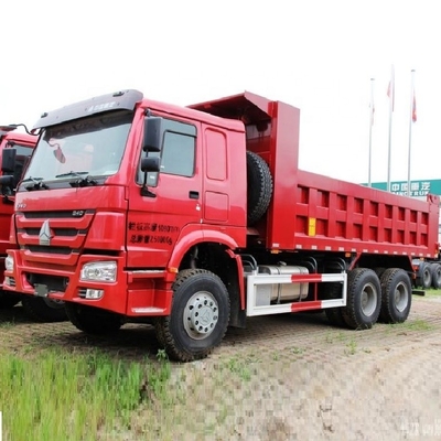 Berührungsbildschirm verwendet HOWO Schwerlastwagen 340 PS 6X4 5,6m Dump Trucks für 2 Passagiere