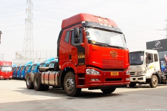 8800 kg Gesamtgewicht des Fahrzeugs FAW Jiefang J6P Schwerlastwagen 460 PS 6X4 Traktoren