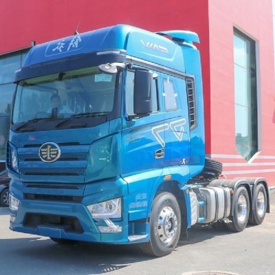 FAW Jiefang J7 LNG CHG 371 375 PS 4*2 6*4 6*2 Lastzug mit maximaler Geschwindigkeit von 120 km/h