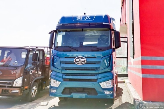FAW Jiefang J7 LNG CHG 371 375 PS 4*2 6*4 6*2 Lastzug mit maximaler Geschwindigkeit von 120 km/h