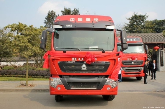 340 PS 6X4 Handgetriebe Nationaler Schwerlastwagen HOWO T5G Traktorfahrzeuge