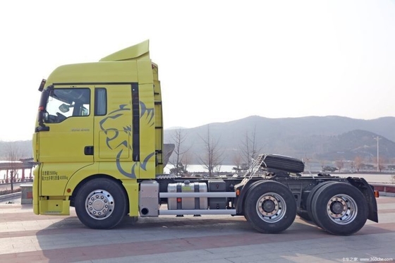 540 PS 6X4 Sinotruck SITRAK C7H Schwerlastwagen-Traktor mit richtiger Fahrtart und Eigenschaften