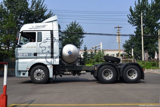 Gebrauchtes Lkw Traktorkopf Sinotruk SITRAK G7S 530 PS 6X4 LNG Automatikgetriebe mit langsamer Flüssigkeit