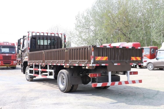 Sinotruk National Heavy Duty Truck HOWo NX 220PS 4X2 6,75m Hurdle Truck für Lieferwagen