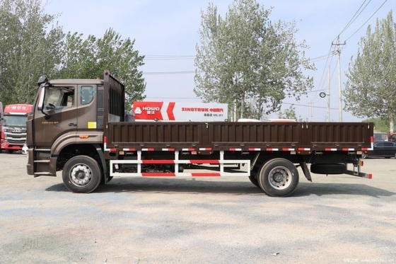Sinotruk National Heavy Duty Truck HOWo NX 220PS 4X2 6,75m Hurdle Truck für Lieferwagen