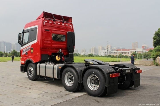 Treibstoffbehälter 700L Legierung Aluminium Trinity Schwerlastwagen 500 PS 6X4 Traktorlastwagen zum Schnäppchen