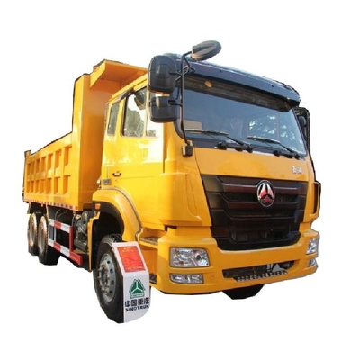 10 Vorwärtsverschiebung SINOTRUCK Haohan J5G 310 PS 6X4 5.8m Dump Truck bei einem Wettbewerb