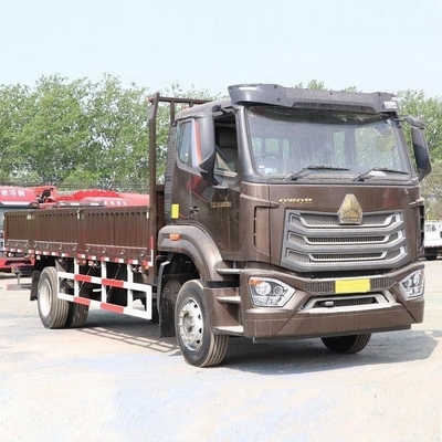 23 Hot Boutique Gebrauchtwagen SINOTRUCK HOWo NX Mittelkarte 220 PS 4X2 6,75m Hurdle Truck