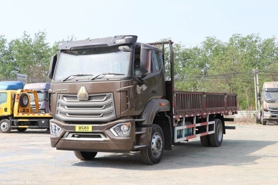 23 Hot Boutique Gebrauchtwagen SINOTRUCK HOWo NX Mittelkarte 220 PS 4X2 6,75m Hurdle Truck