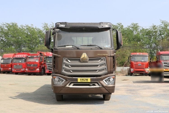 23 Hot Boutique Gebrauchtwagen SINOTRUCK HOWo NX Mittelkarte 220 PS 4X2 6,75m Hurdle Truck