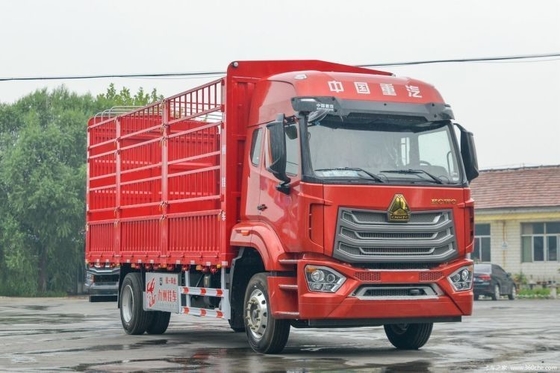 Bruttogewicht des Fahrzeugs 20001-25000 kg Sinotruk HOWo N5W 220 PS 4X2 6,7 m Lagerlastwagen