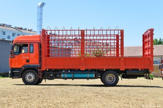 Gebrauchtes Sinotruk SITRAK G5 Mittellastwagen 240 PS 4X2 6,8 m Gitterlastwagen erschwinglich