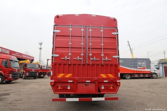 Dongfeng Liuqi Chenglong H5 260 PS 4X2 6,8 m mittelgroßer LKW mit 8 Vorwärtsschaltnummern