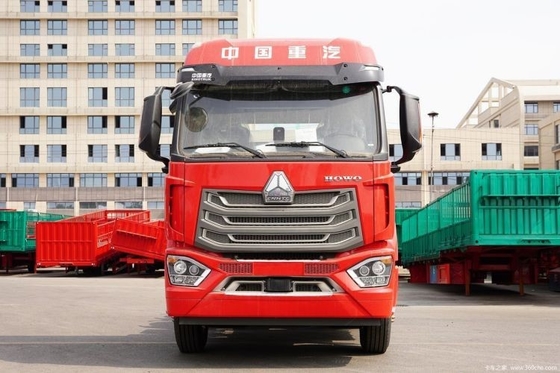 Schwerer Auto-Traktor HOWO NX 6X4 mit ≥ 600 L Kraftstoffbehälter und automatischen Fenstern