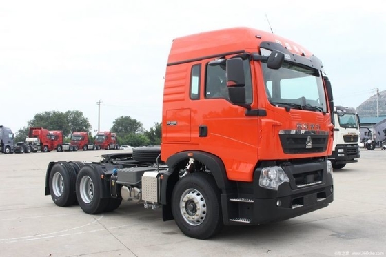 Höchstgeschwindigkeit 110 km/h Gebraucht HOWO TX 430 PS 6X4 Traktor-Lkw mit Motor Kapazität 8L