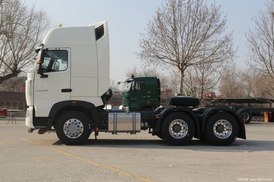 Der Boutique HOWO T7H Schwerlastwagen 540 PS 6X4 Traktor-Lkw mit Sinotruk-Motor