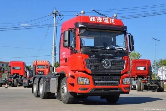 Shacman Delong M3000S Traktor mit 500-600 L Kraftstoffbehälter und 351-450 PS