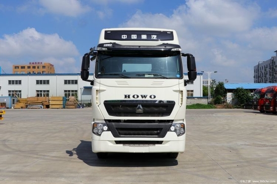 Automatisches Fenster HOWO T7H Schwerlastwagen 540 PS 6X4 Traktorlastwagen für hohe Kapazität bei einem
