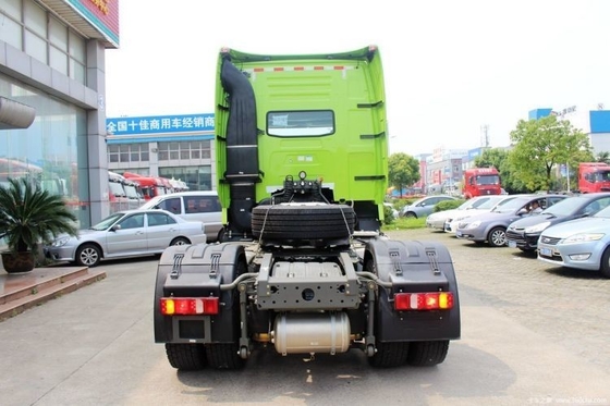 440 PS 4X2 Sinotruk HOWO T7H Traktor mit 2 Fahrgästen und 8L Motorkapazität